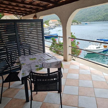 Villa Agata Lastovo Exterior photo