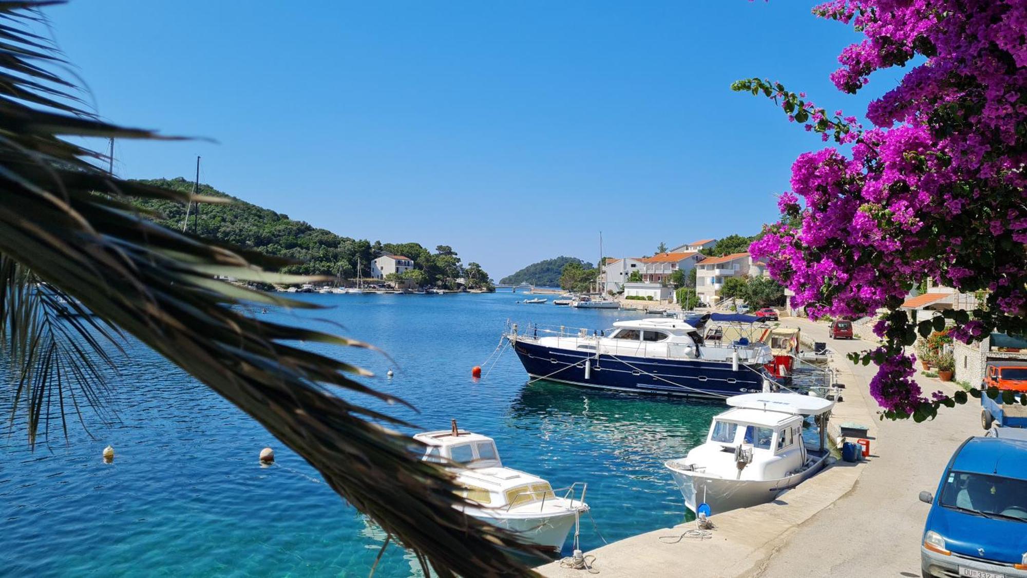 Villa Agata Lastovo Exterior photo